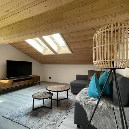 Gemuetliche Im Dg Am Tegernsee - Bergblick, Ruhe & Ganz Viel Platz *